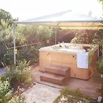 Apartment With Private Access To The Agios Matthaios (Corfu)