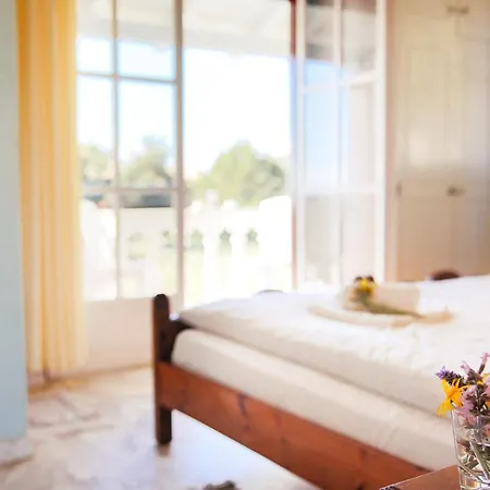 Apartment With Private Access To The *