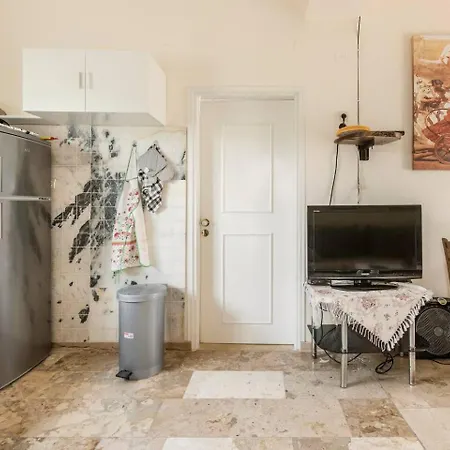 דירה With Private Access To The