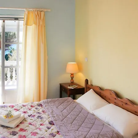 Appartement With Private Access To The Ágios Matthaíos