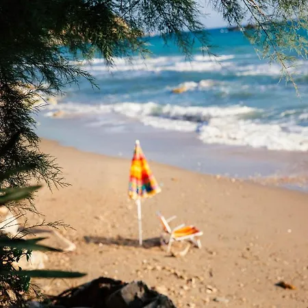 Appartamento With Private Access To The