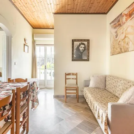 Appartement With Private Access To The *
